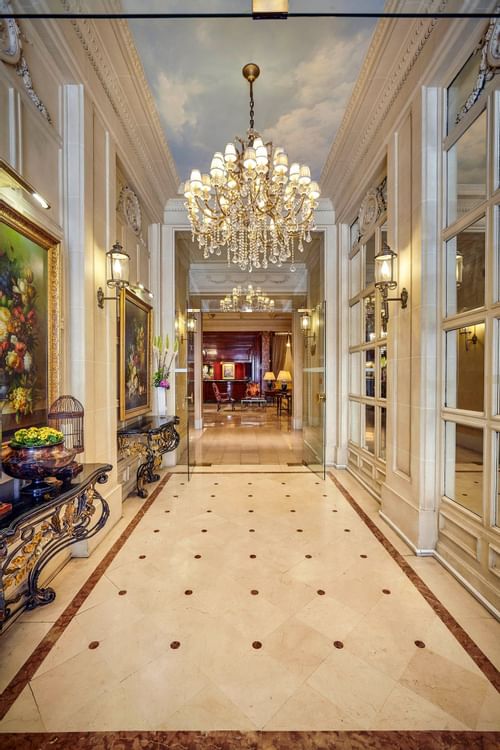 Interior of the Pre-lobby at Hotel Westminster Warwick Paris