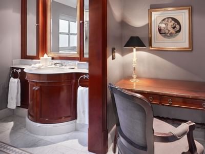 Junior Suite Bathroom at Patrick Hellman Schlosshotel