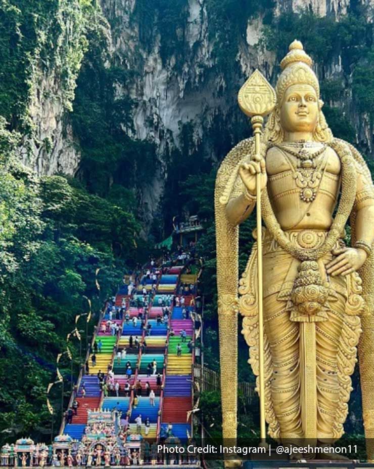 Arulmigu Murugan Statue in Batu Caves, a historical attraction site near Imperial Lexis Kuala Lumpur