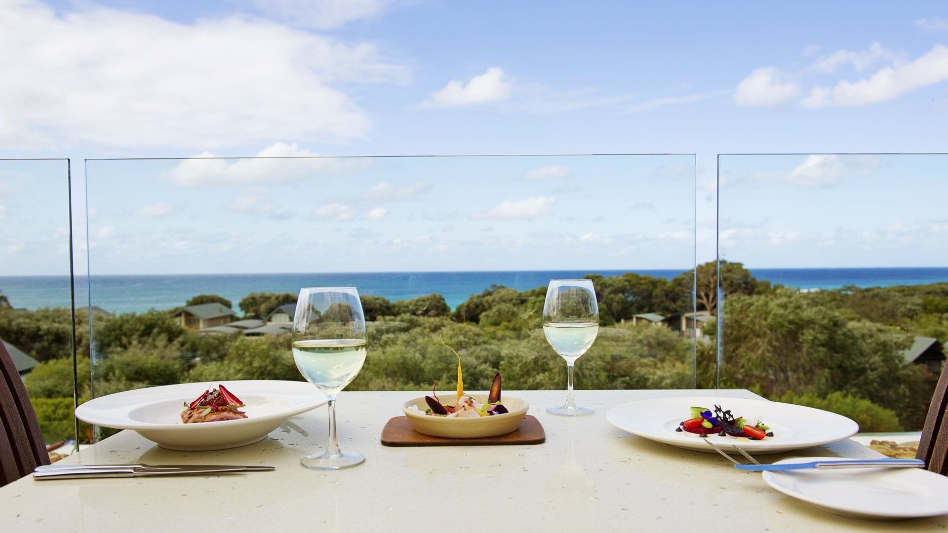 Other Side of the Moon Restaurant 