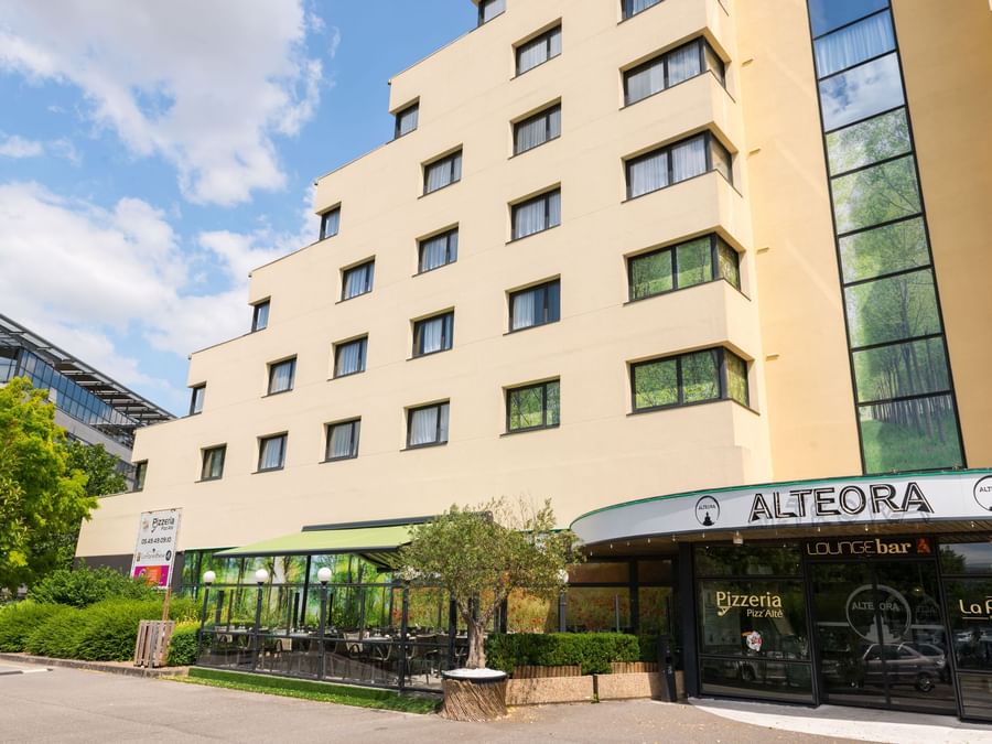 Entrance and front view of Hotel Alteora