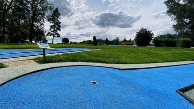 Mini Golf activité idéale pour un séjour en famille ou en couple