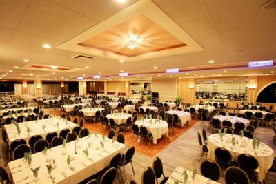 Tables & chairs set-up for an event at Honor’s Haven Retreat