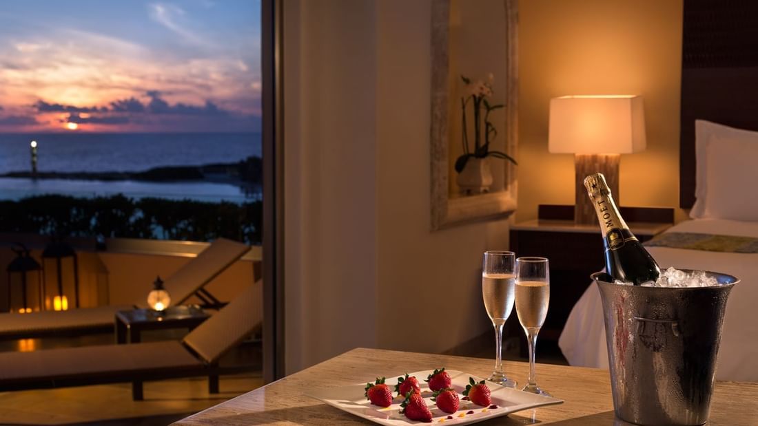 Champagne & strawberries, Infinite Honeymoon Suite at GFA