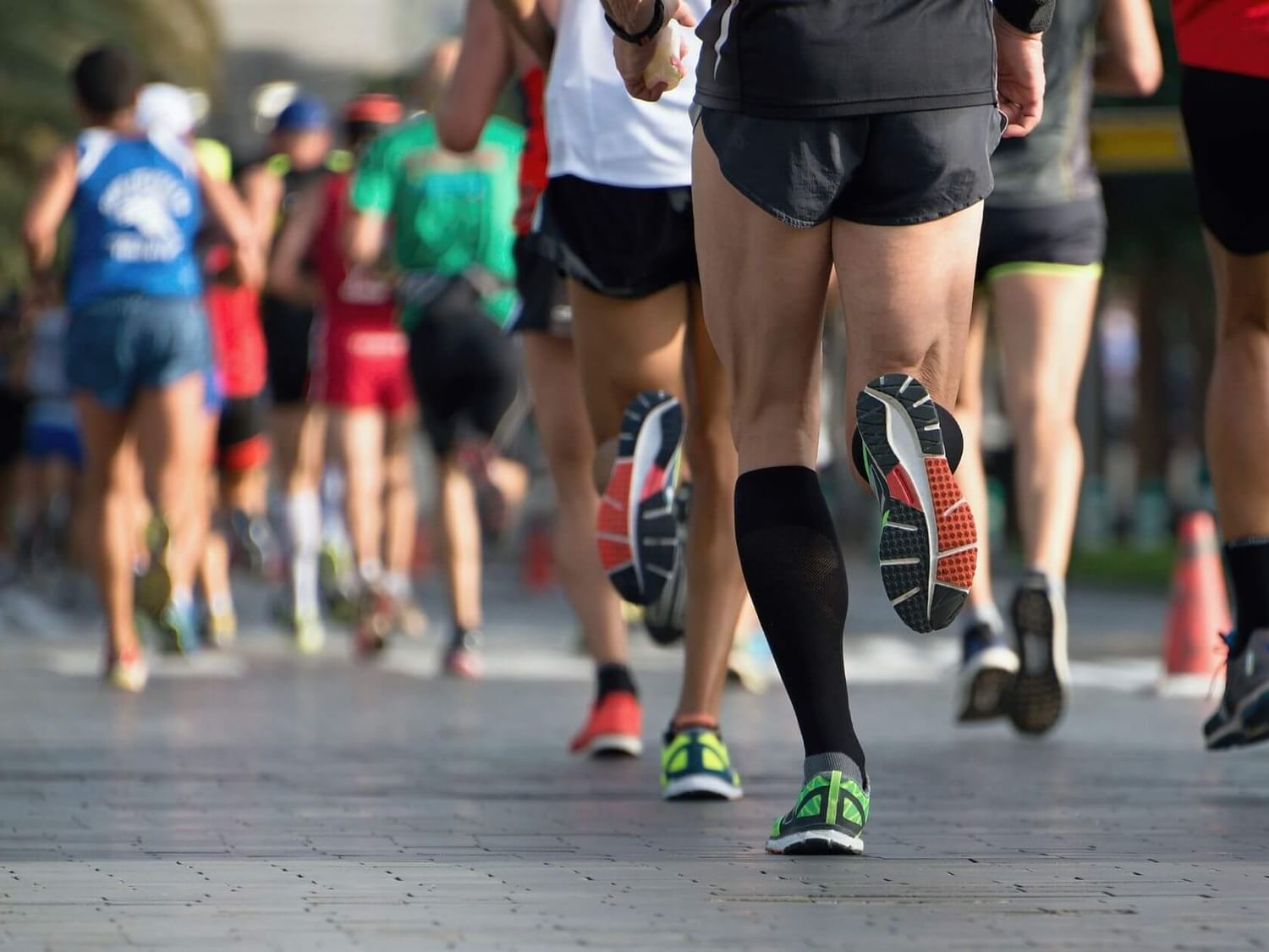 people running during marathon