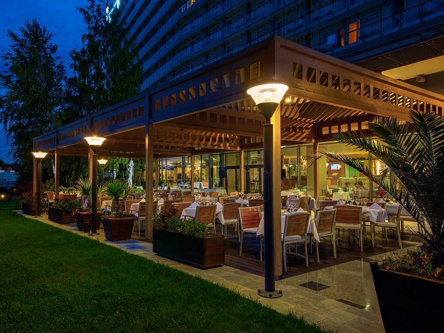 Dining area in Restaurant Blue Dolphin at Ana Hotels Europa