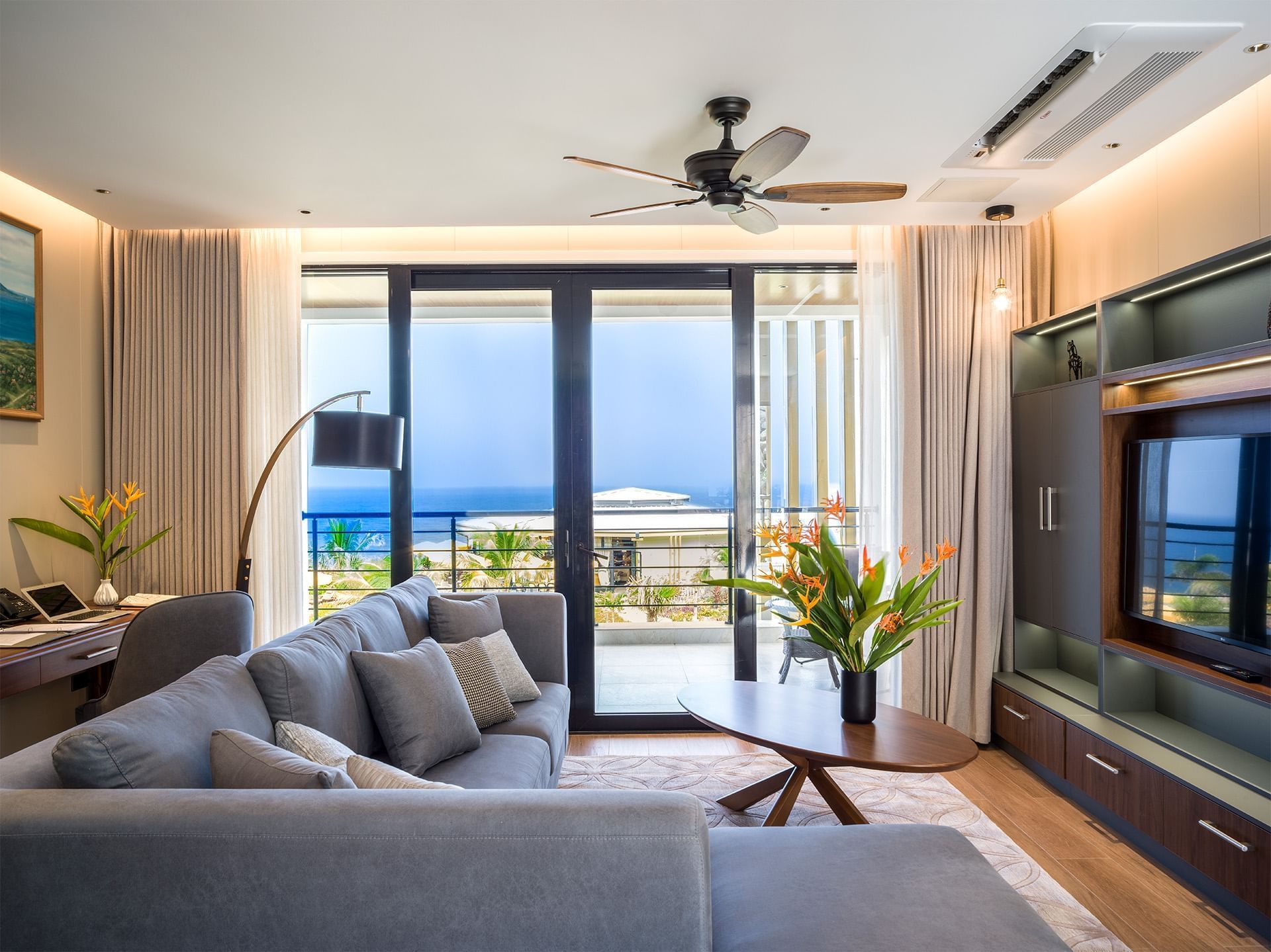 Living area in Golden Rock Suites at Golden Rock Resort