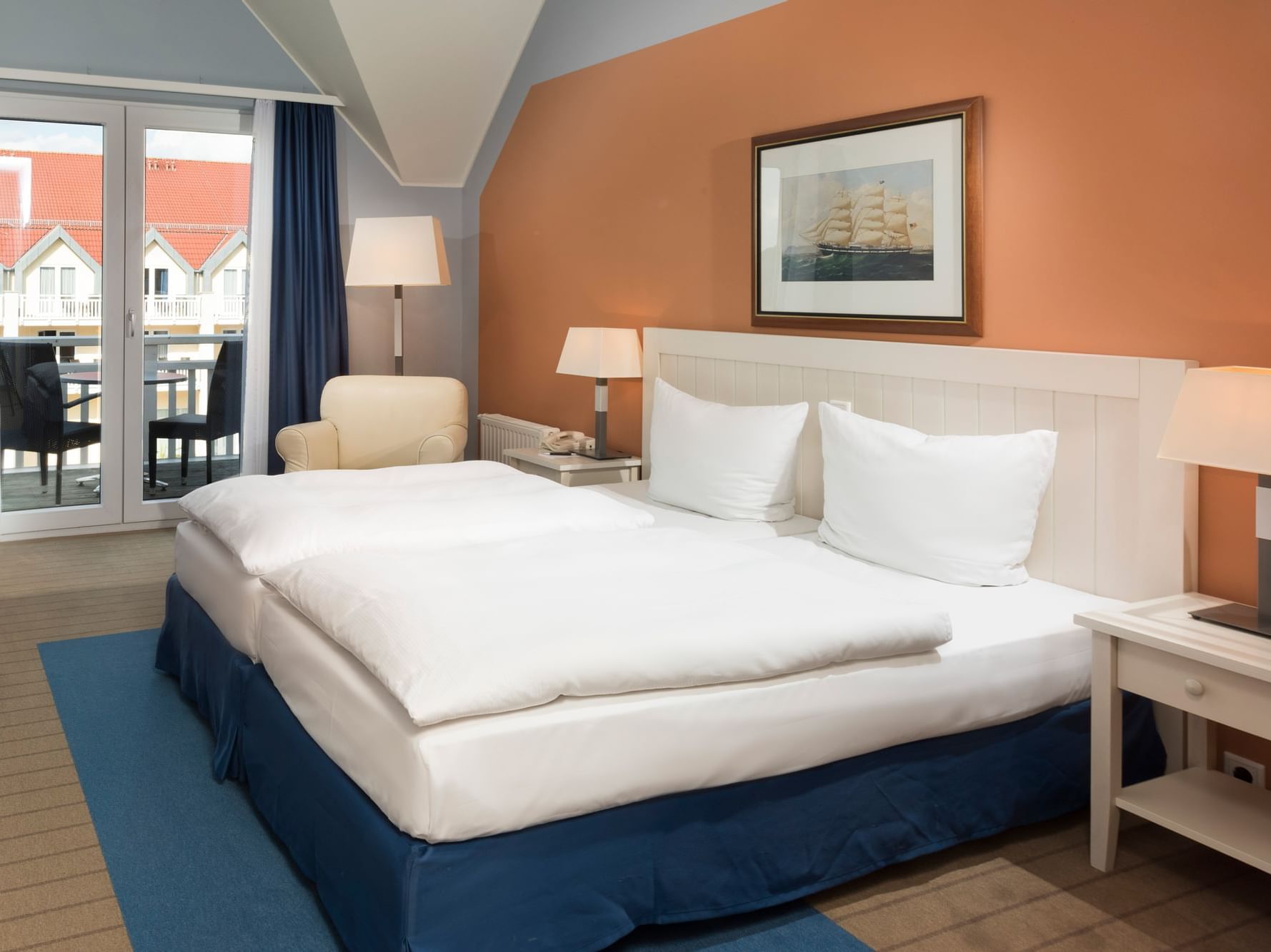 Classic Zimmer mit seitlichem Seeblick