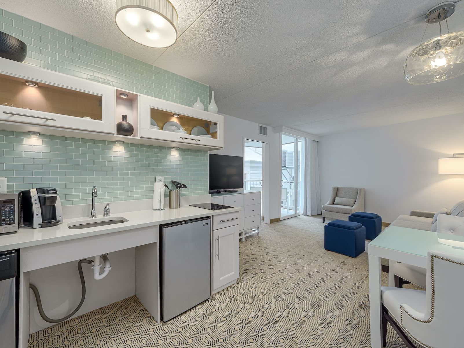 Kitchen space in Premium King Suite at ICONA Diamond Resort