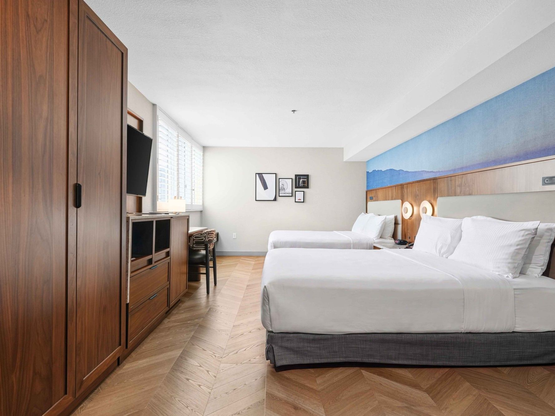 2-Queen ADA Bed Room at Gateway Santa Monica
