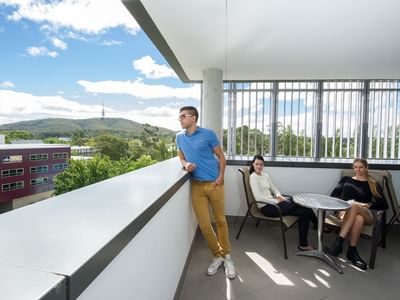 UniLodge @ANU Warrumbul Lodge Canberra_Level 5 Balcony