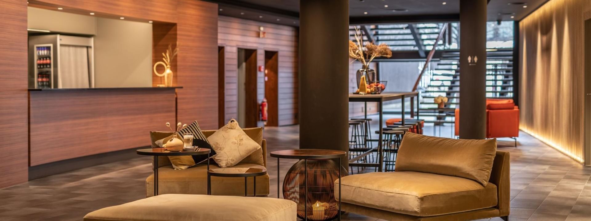 Comfy chairs in lobby area, Best Western Hotel Spirgarten​​