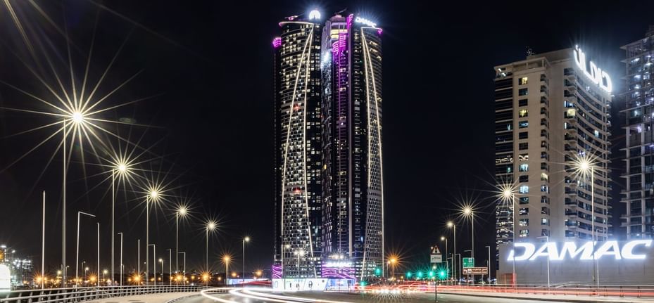 Exterior view of the hotel at night in Paramount Hotel Dubai