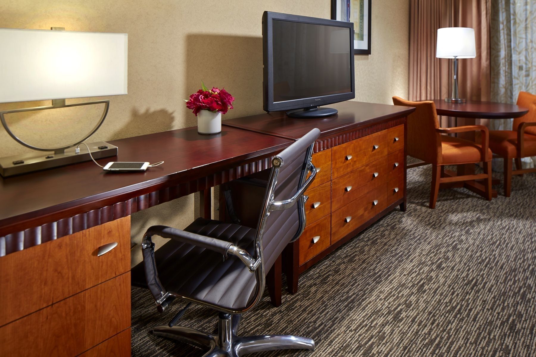 Anaheim Portofino Inn & Suites — photo 29 of 44