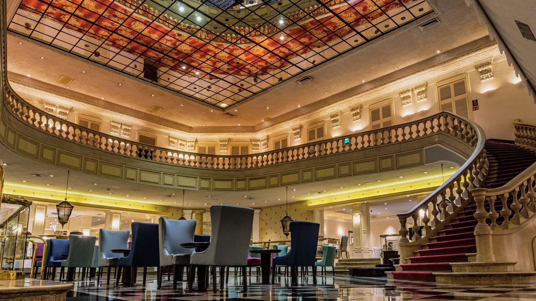 Interior of the grand dining hall at Gamma Monterrey Gran