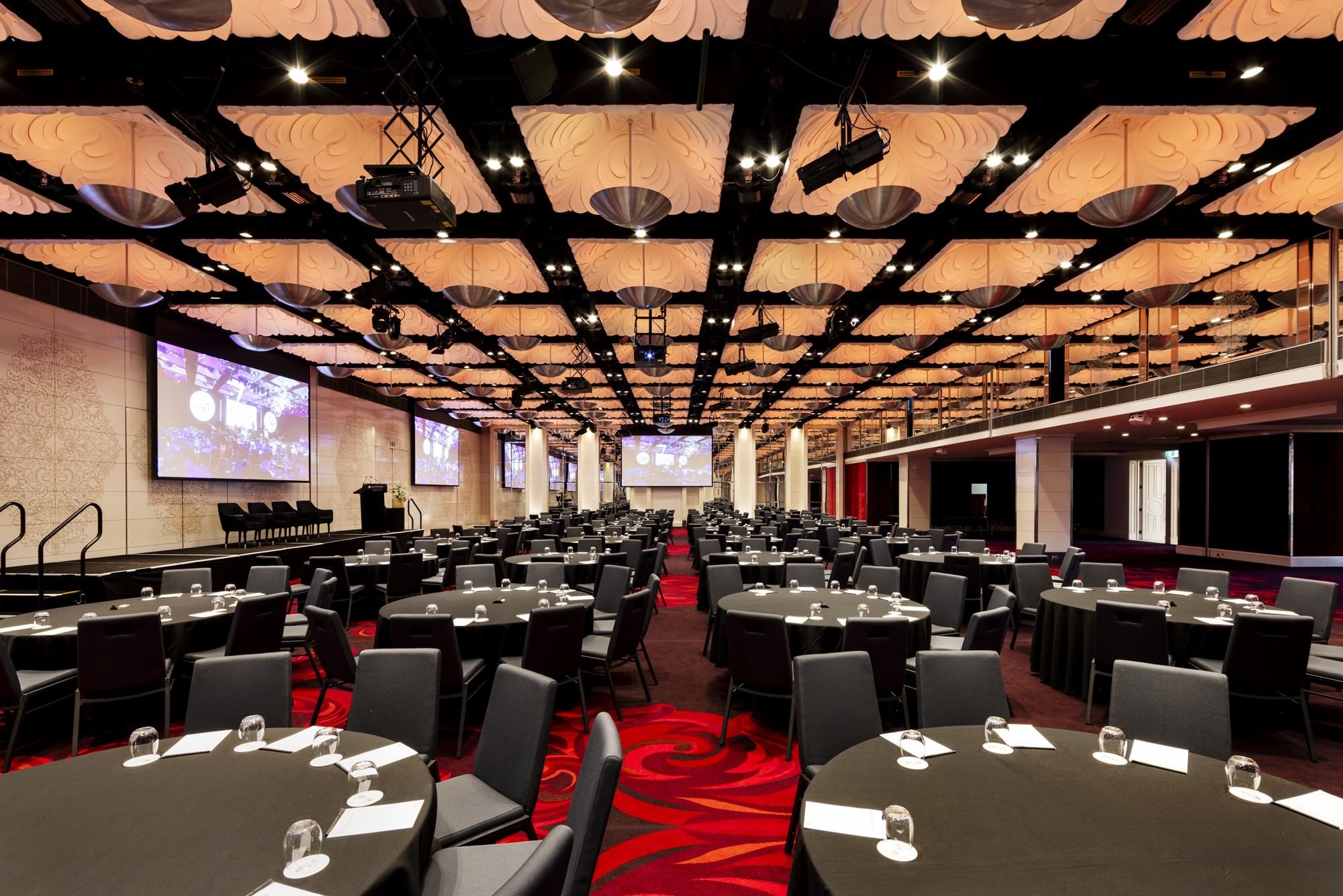 Pullman Melbourne on the Park | Melbourne Hotels | Meetings & Events | Melbourne Accommodation
