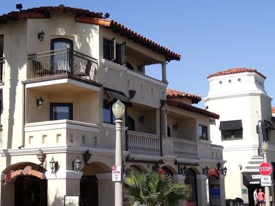 overview of exterior of Balboa Inn