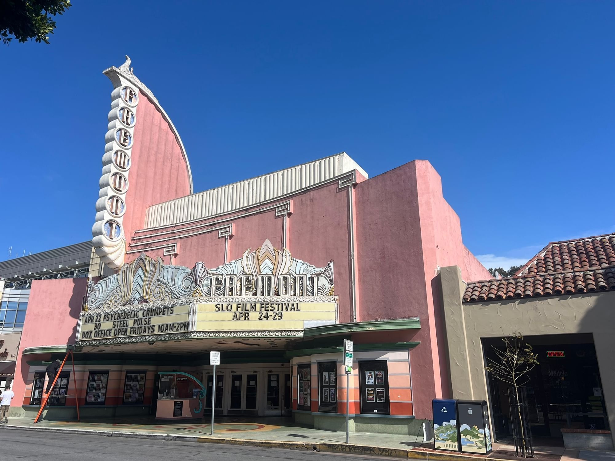 Fremont Theater exterior showing who is performing on a billboard