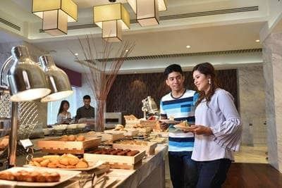 Photo Gallery - Dining (Roselle Coffee House) at Lexis Suites Pe