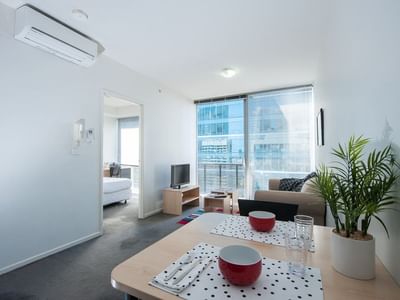 2 bedroom large apartment - dining & living area