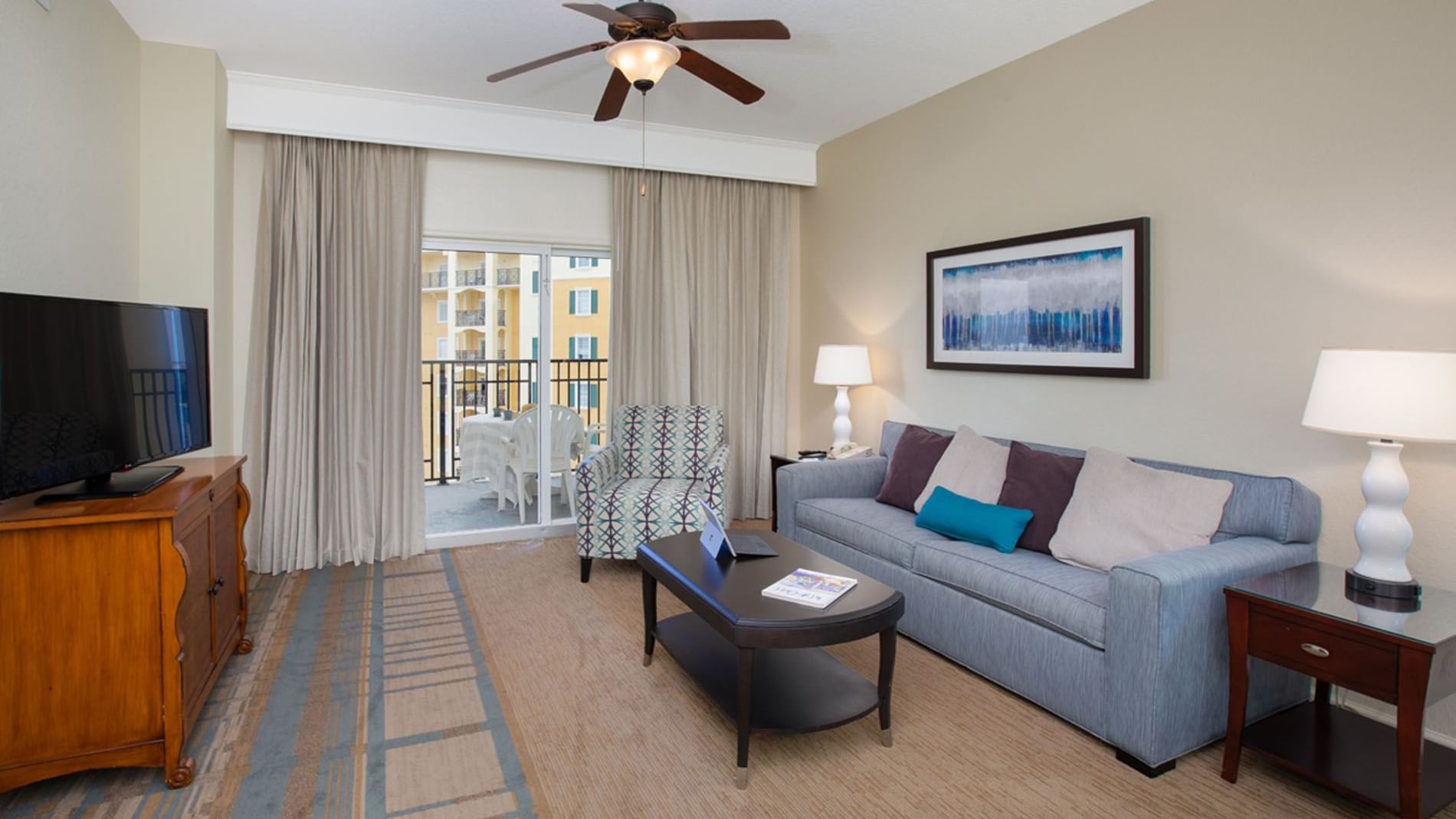 Living Room Space in our 2-, 3-, 4-bedroom suites