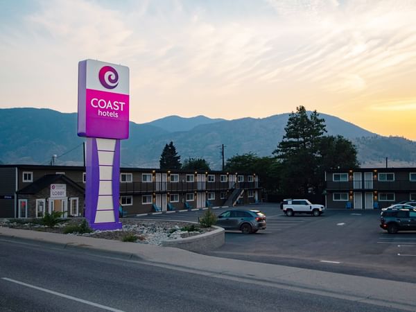 Exterior of Coast Penticton Hotel