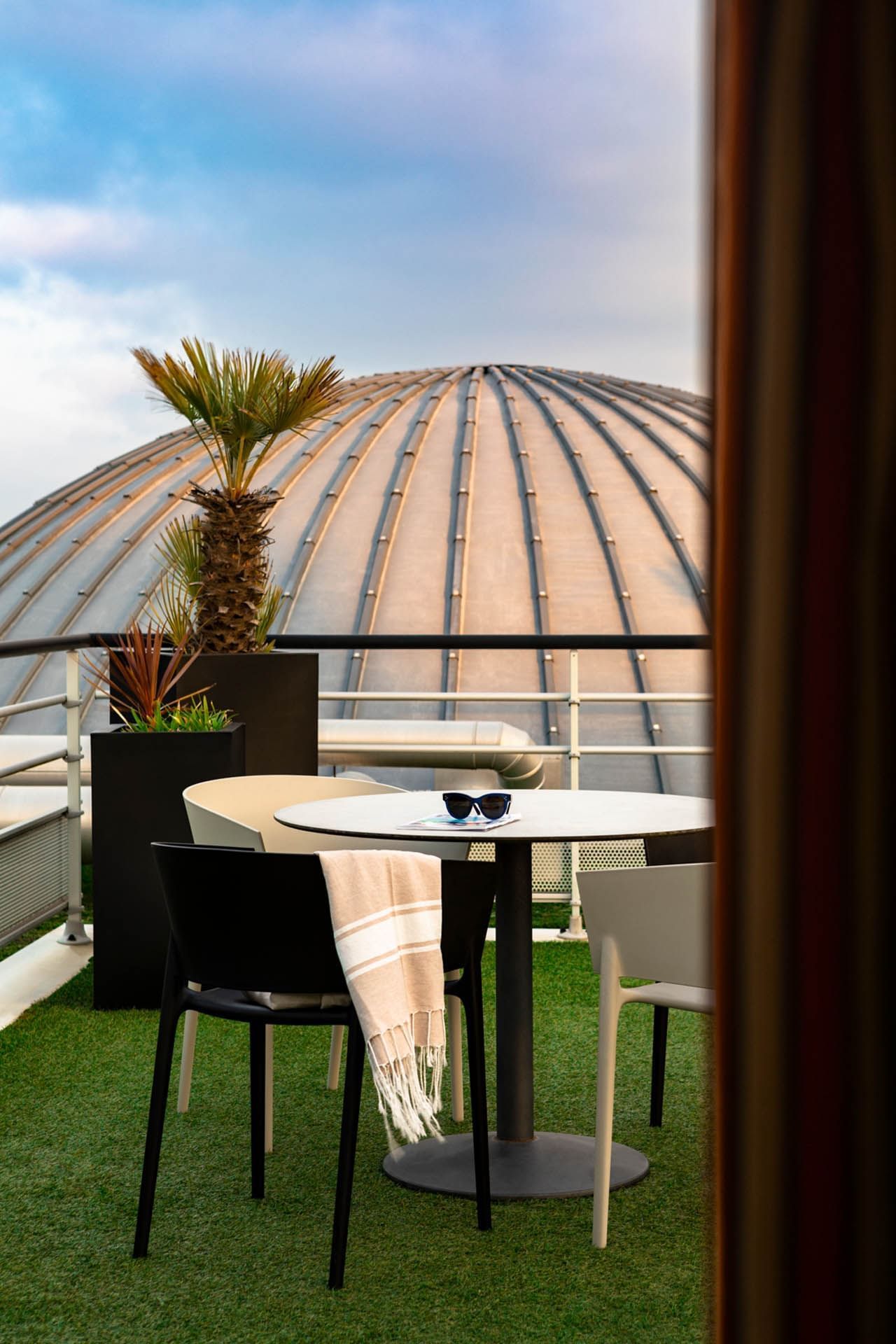 Coin repas sur le toit à l'Escale Oceania Pornichet La Baule