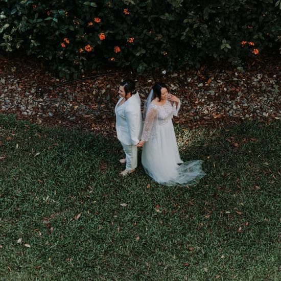 Bride with lady at Pullman Palm Cove Sea Temple Resort & Spa