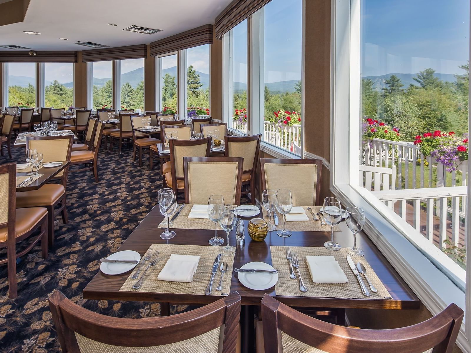 Interior of the Ledges Restaurant at White Mountain Hotel