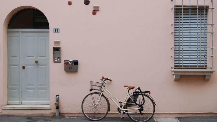 A bicycle parking in Saint-Nazaire near The Original Hotels