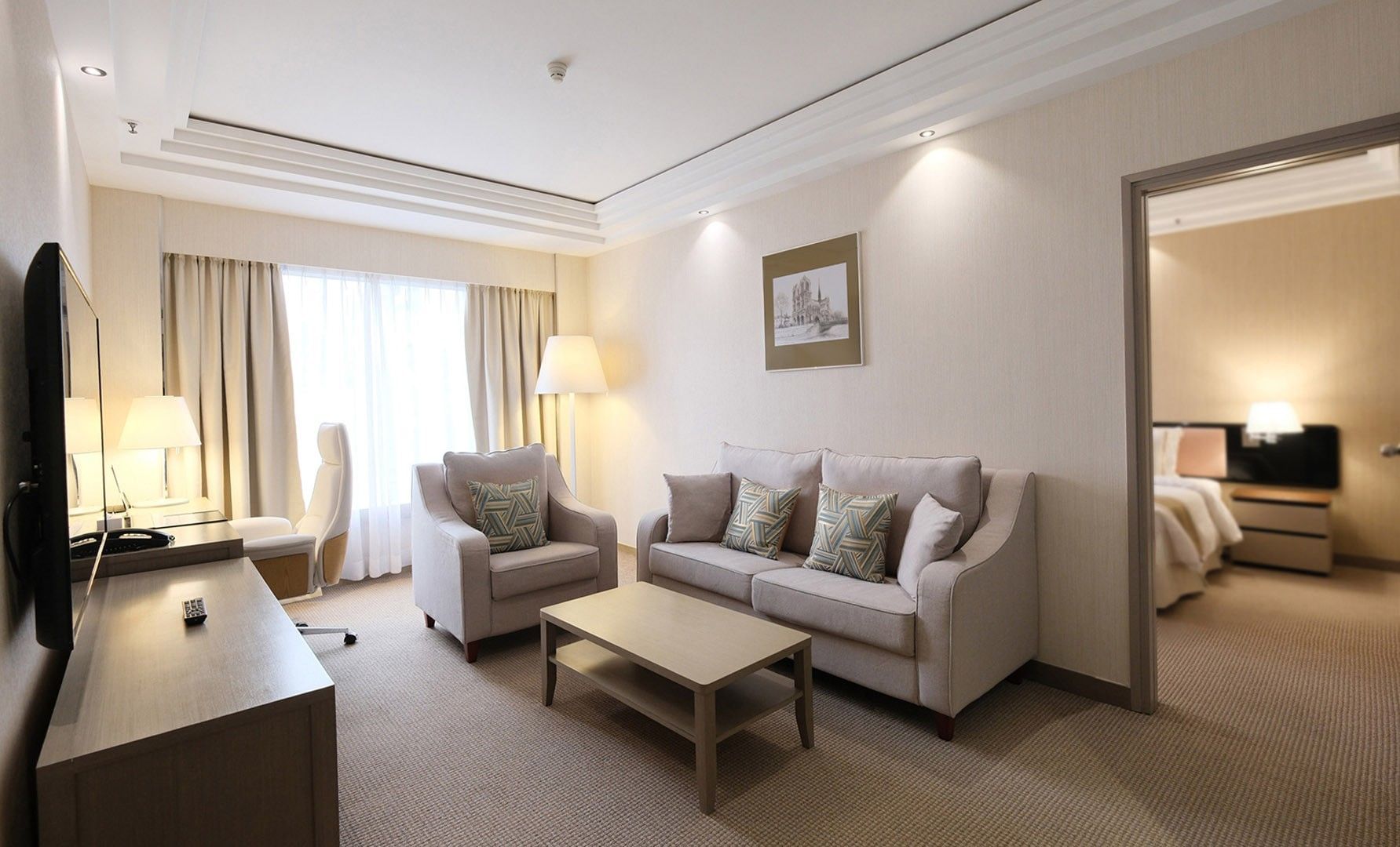 1-executive-suite-3.jpg?width=1920
