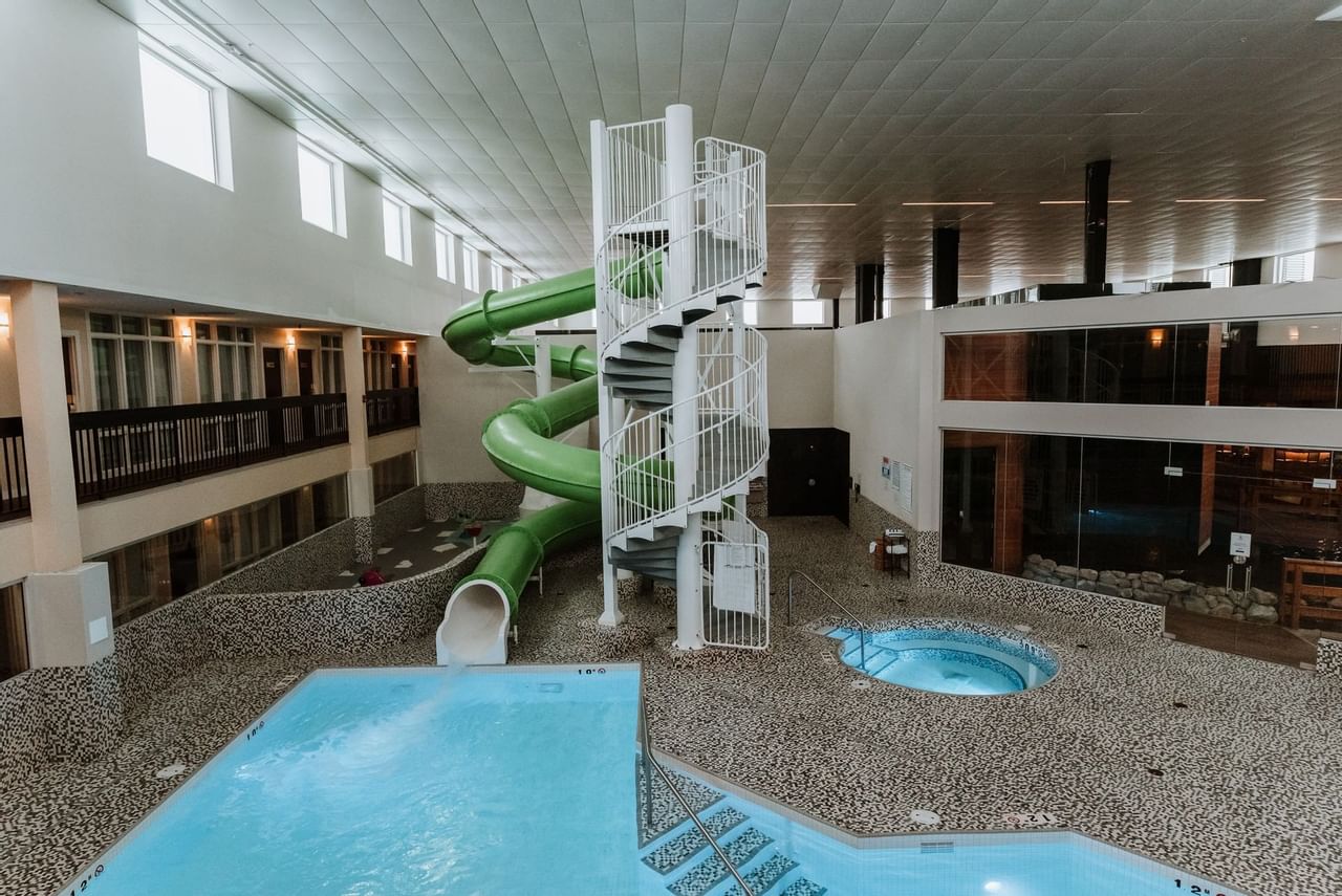 Pool - View from Above 01