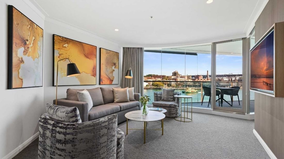 Deluxe 1-bedroom Harbour View at Pullman Quay Grand Sydney