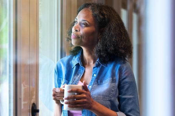 Women reflecting after networking opportunity not working out, a great way to enhance your networking skills