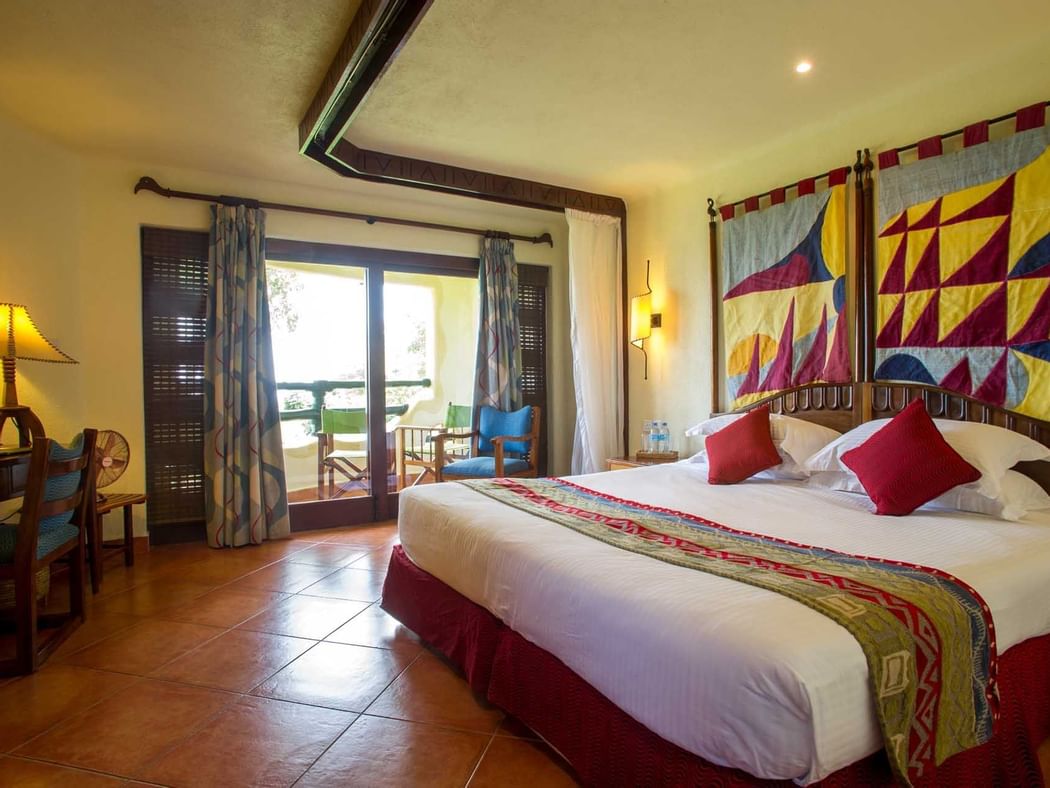King bed in the Stranded Room at Manyara Serena Lodge