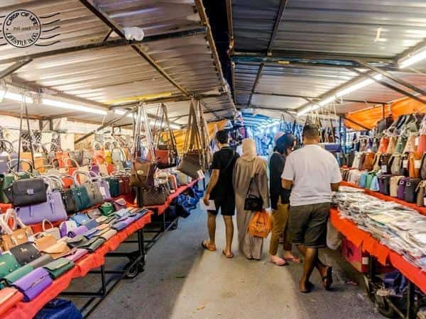 Places of Interest - Batu Ferringhi Night Market in Penang 