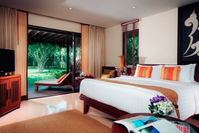 Master bedroom of Two-bedroom suite villa with king bed and garden view at Paradox Resort Phuket