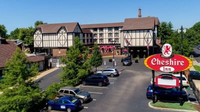 exterior view of Cheshire Inn St Louis