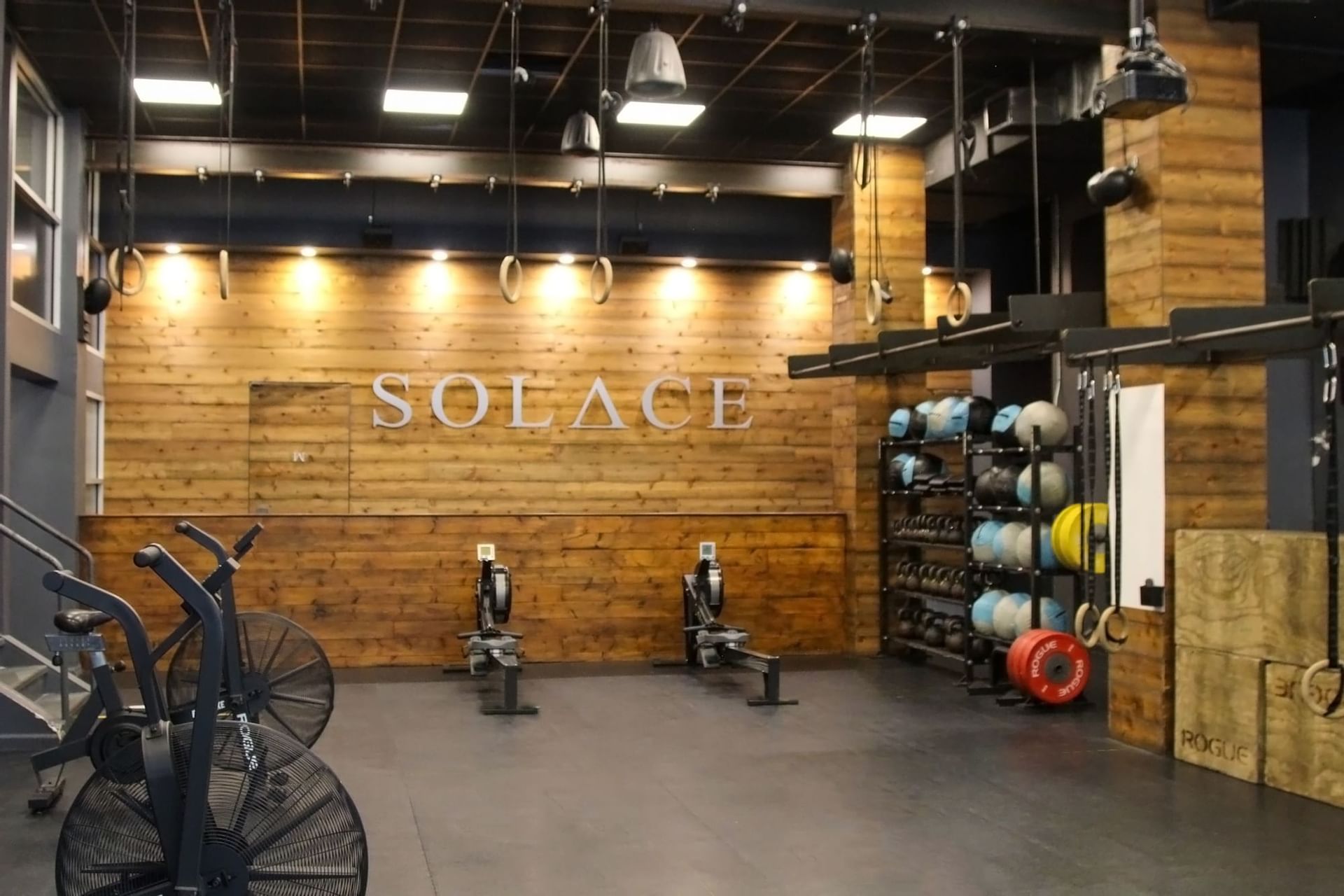 Image 10: Gym equipment & machines in Solace New York near Hotel 32|32