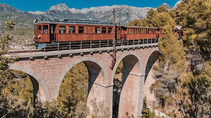Train from Soller crossing the Cinc Ponts