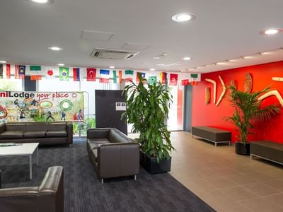 UniLodge @ ANU – Davey Lodge_Reception Lobby