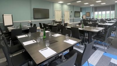 trumbell meeting room at easthampstead park in wokingham