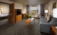 Coast Hilltop Inn - One Bedroom Suite