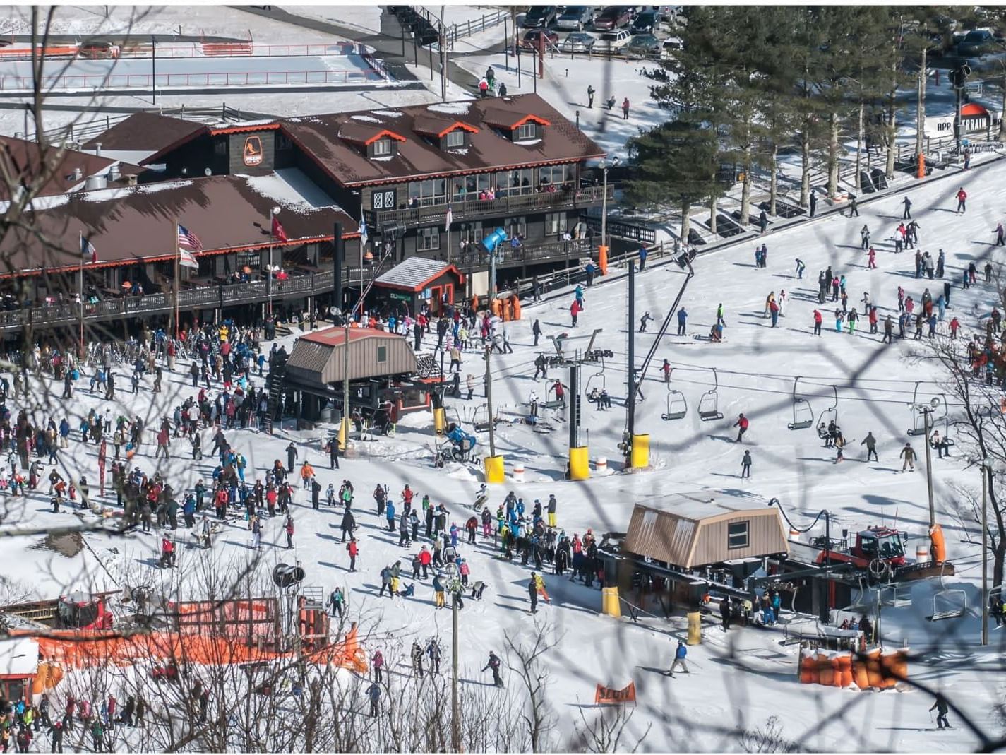 A crowd in Appalachian Sky Mountain near The Embers Hotel