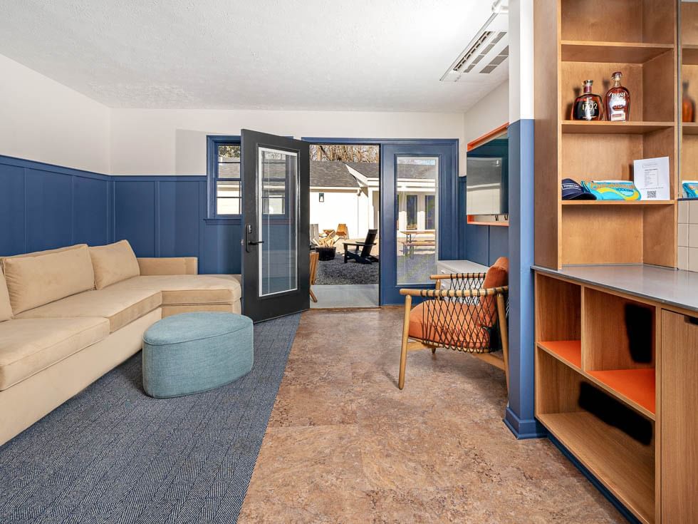 Living area at the King Suite at the Bardstown Motor Lodge in Kentucky.