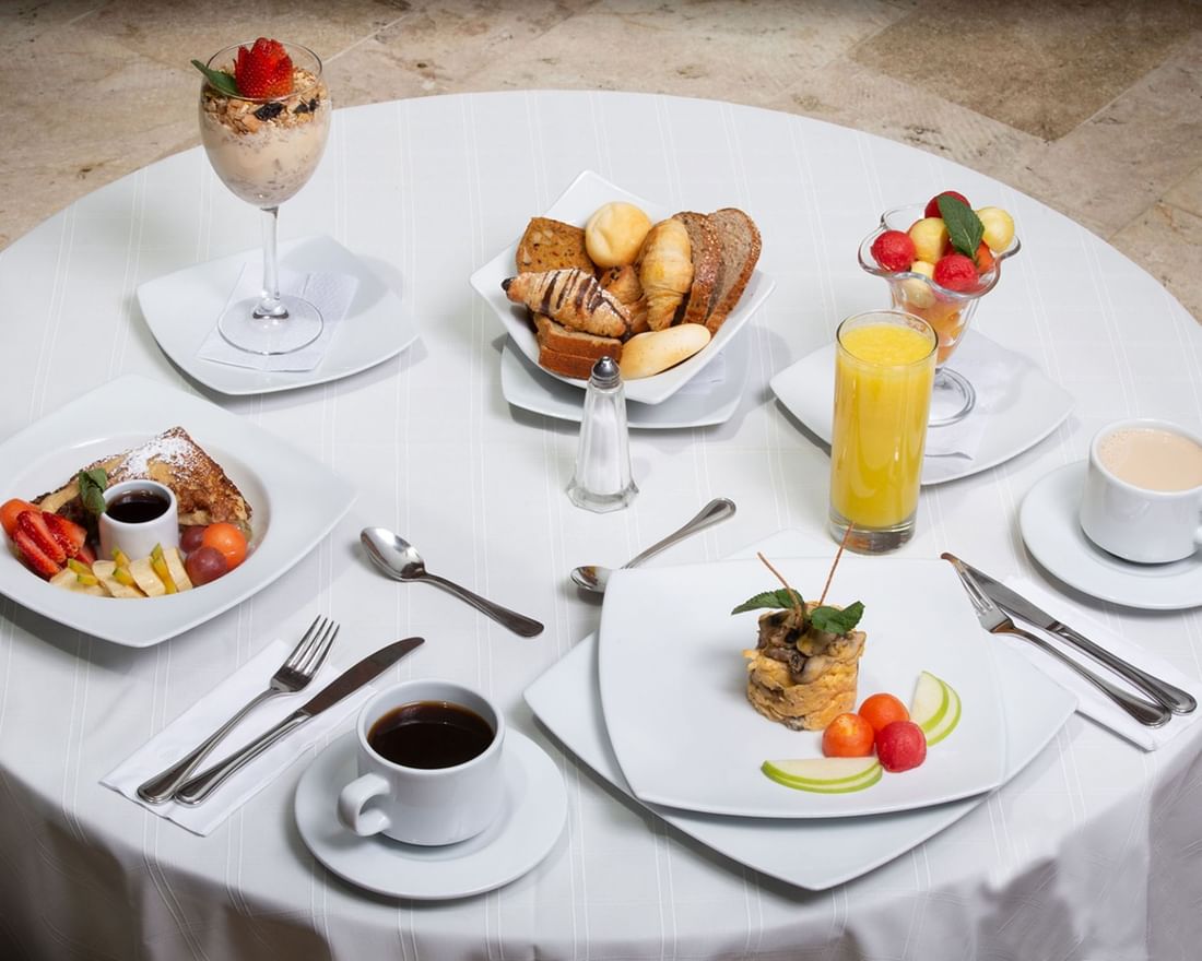 Hotel Dann Carlton Belfort — Dining
