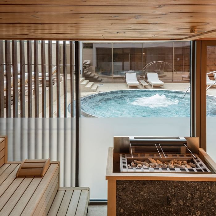 Interior of indoor pool and a grill in Acquapura Spa at Falkensteiner Balance Resort Stegersbach