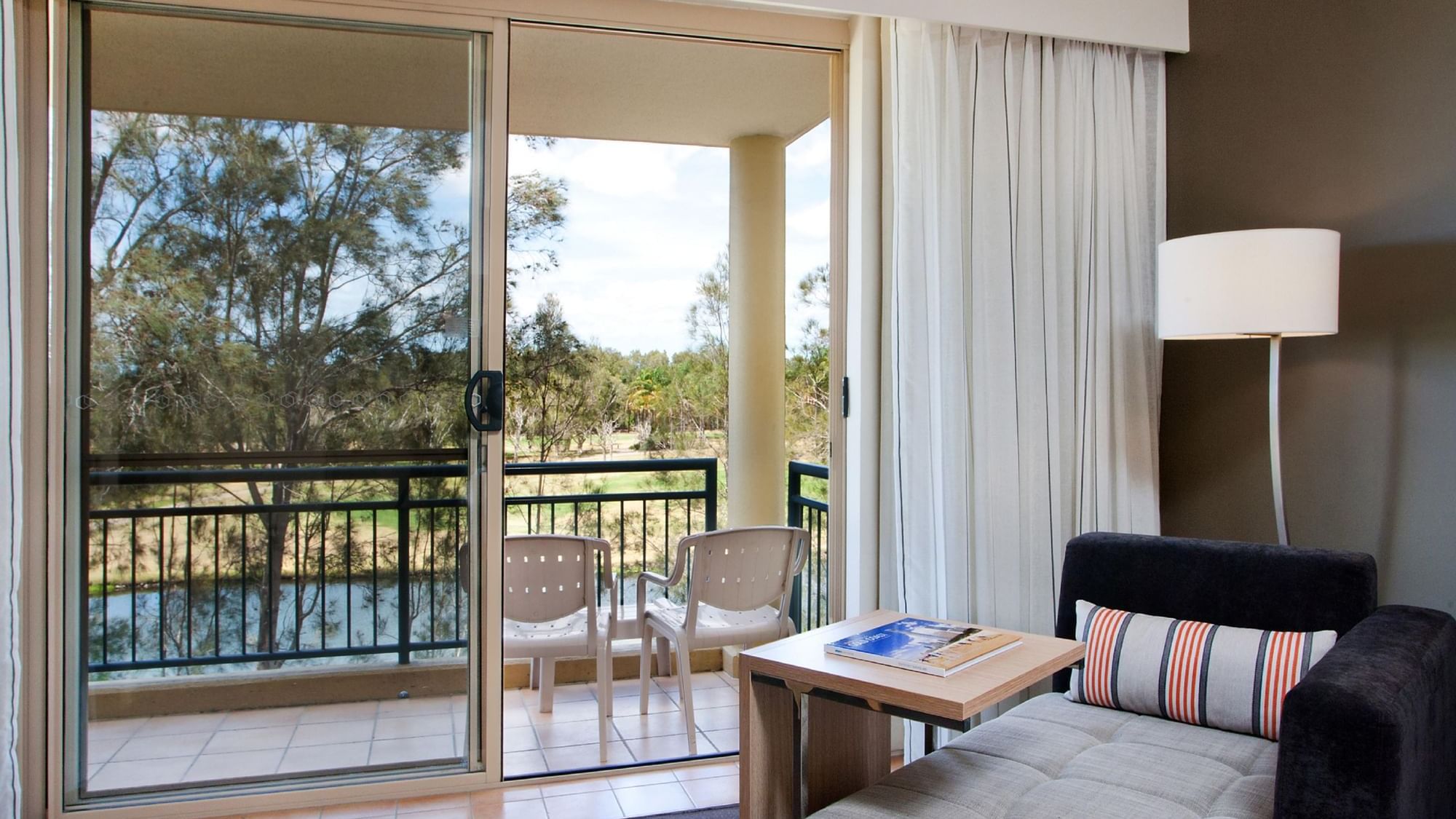 Suprior Golf View Balcony