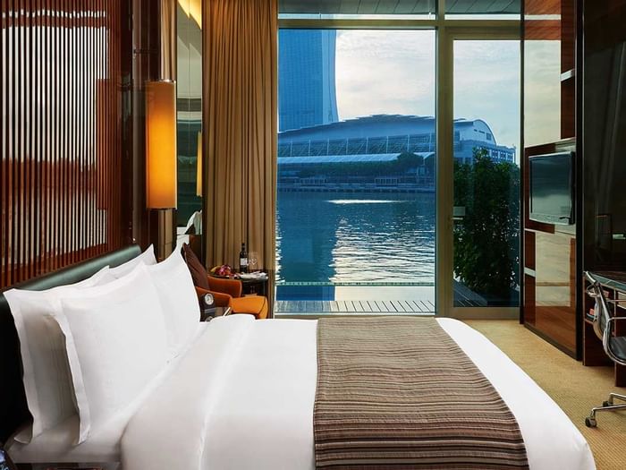 Premier Bay View Room with Jacuzzi at The Fullerton Hotels and Resorts