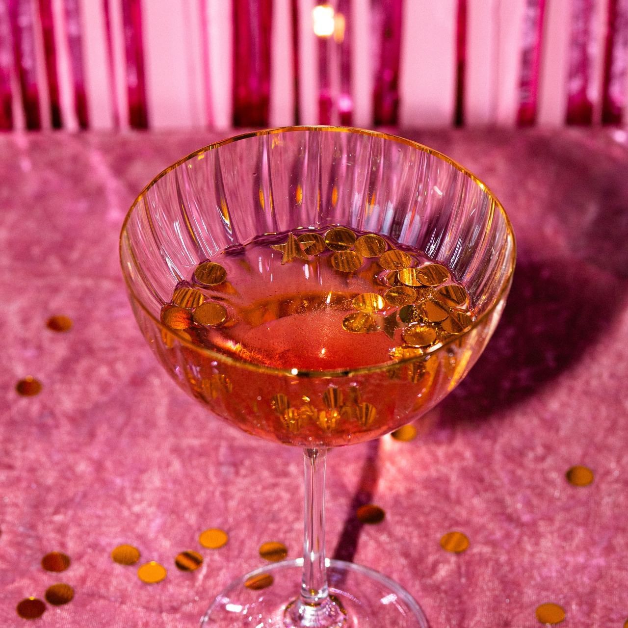Close up of a cocktail served in Muze Lounge & Terrasse at Honeyrose Hotel